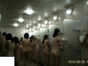 偷拍韩国公共浴室肤白貌美 美女多还有一个女神级别 撸起来